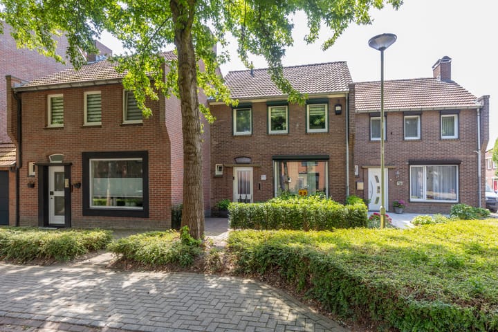 Foto 33 van Tulpenstraat 11