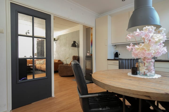 Photo 16 of Klaas Benninkstraat 42