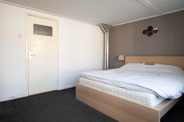 Photo 27 of Klaas Benninkstraat 42