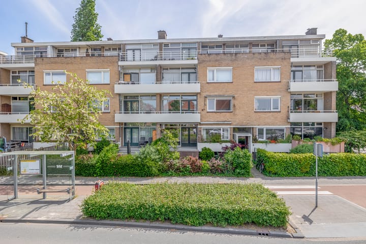 Photo 1 of Oranjelaan 242