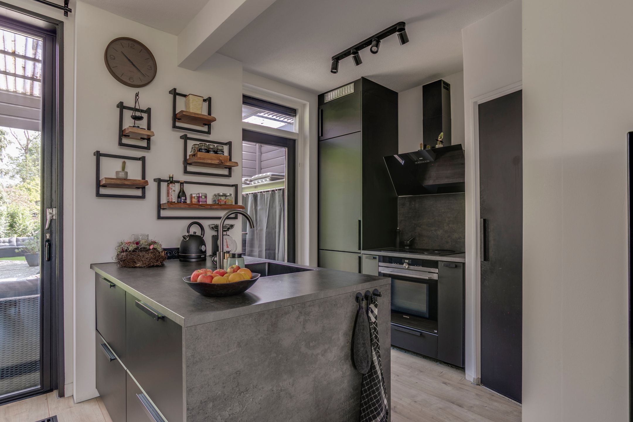 Foto 3 van Bernhardstraat 28