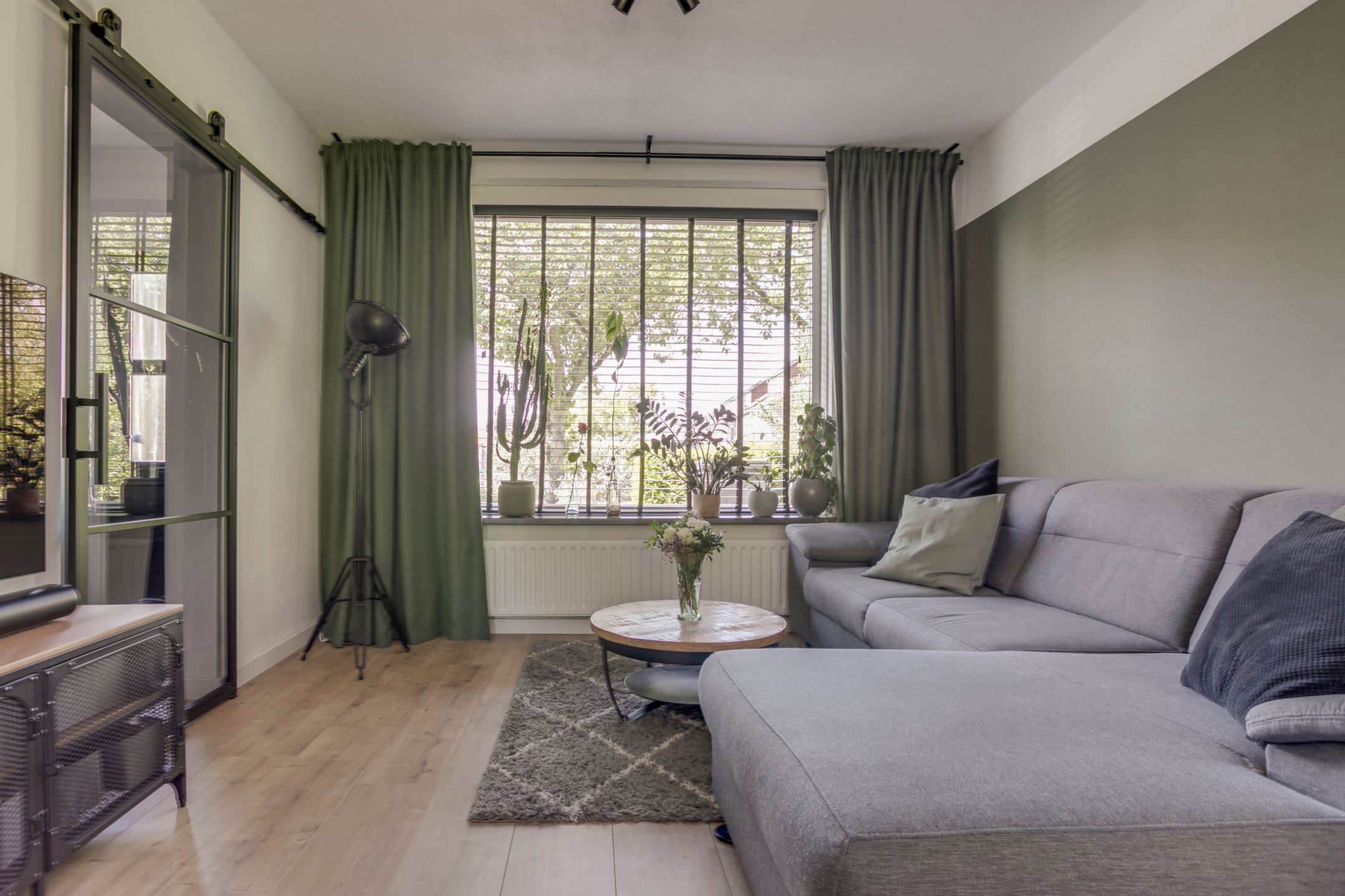 Foto 15 van Bernhardstraat 28