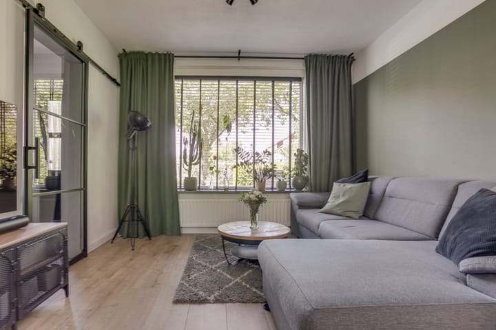 Foto 15 van Bernhardstraat 28