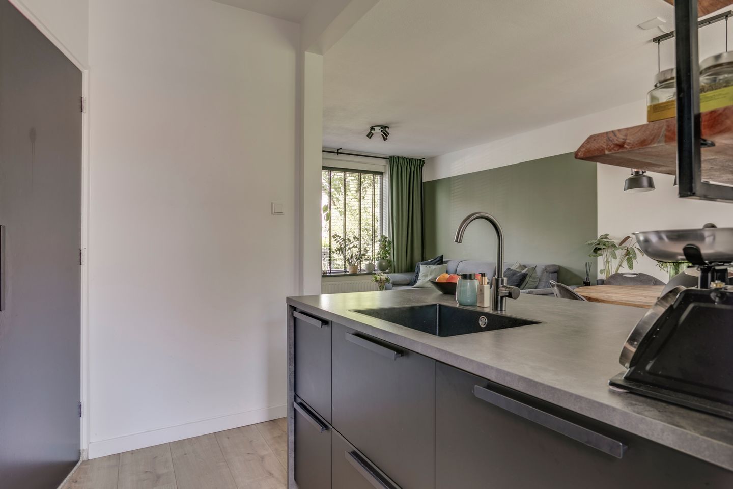 Foto 19 van Bernhardstraat 28