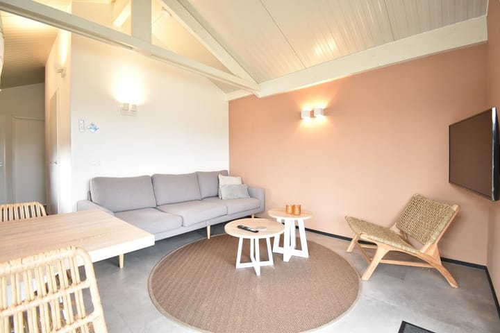 Photo 3 of Buitengronden 7-93