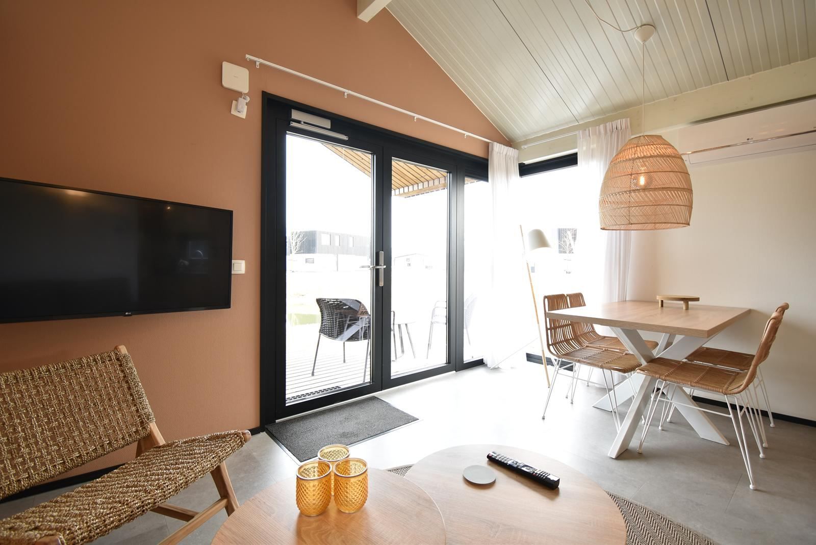 2-bedroom freehold villa in Zwartewaal — photo 5 of 5