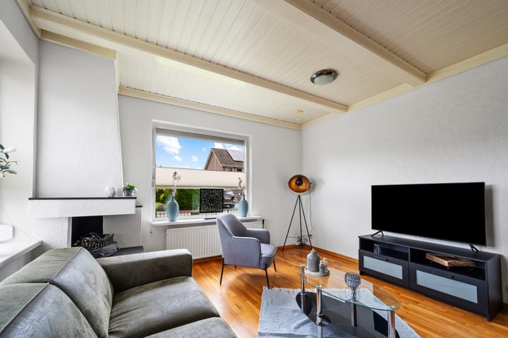 Photo 14 of Barnar 96