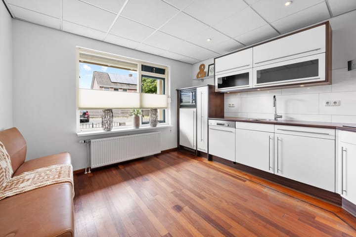 Photo 16 of Barnar 96