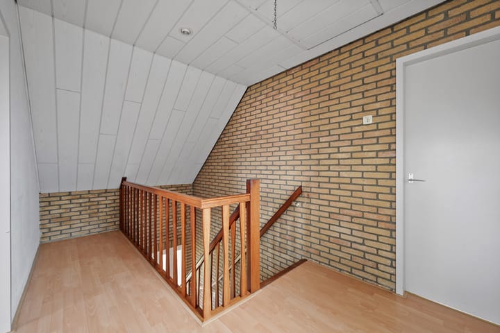 Photo 29 of Barnar 96