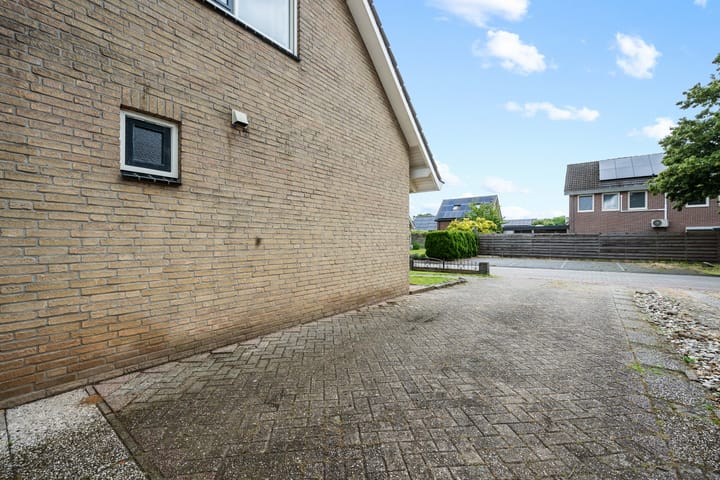 Photo 45 of Barnar 96