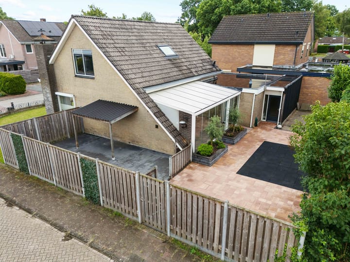 Photo 47 of Barnar 96