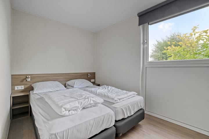 Foto 9 van Nieuwesluisweg 1-A841