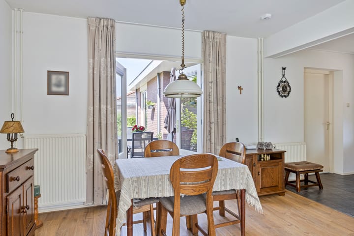 Foto 18 van Teubenweg 27