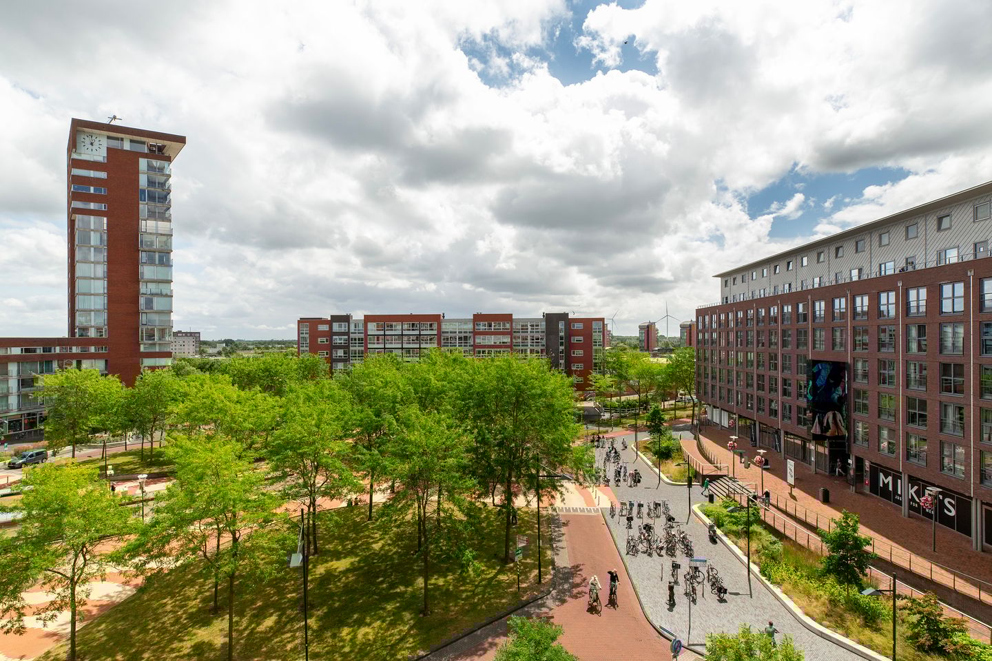 Foto 5 van Middeldijkerplein 102