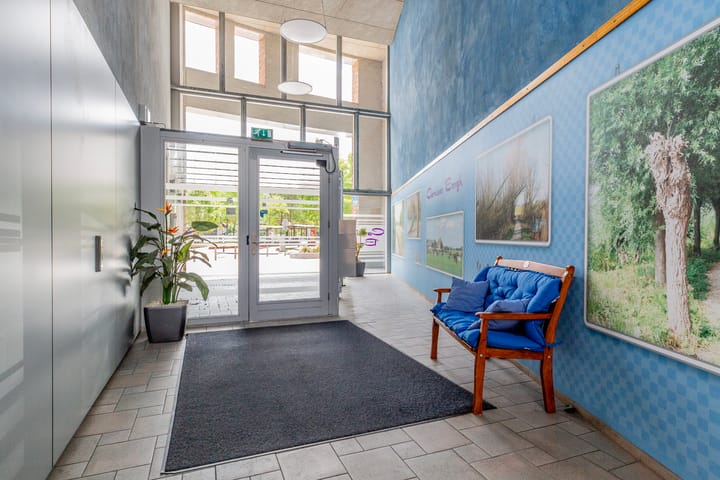 Foto 9 van Middeldijkerplein 102