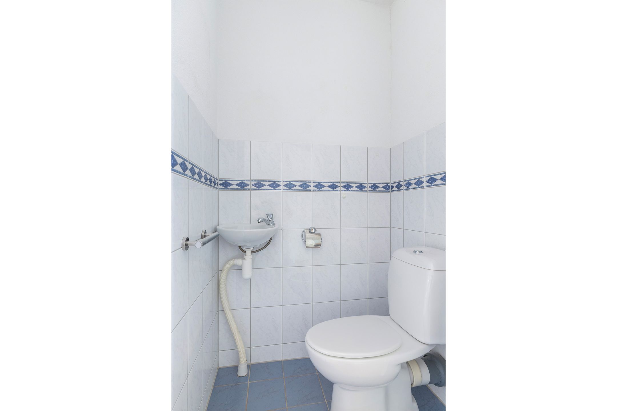 Foto 15 van Middeldijkerplein 102