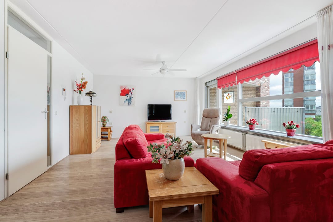 Foto 16 van Middeldijkerplein 102