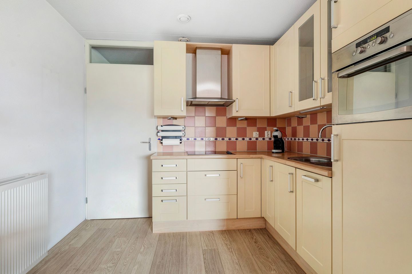 Foto 19 van Middeldijkerplein 102