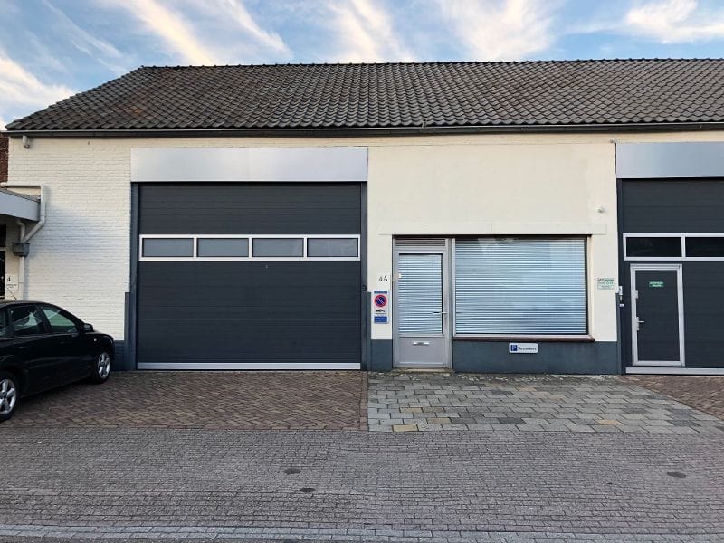 Bekijk foto 2 van Hoolstraat 4-a