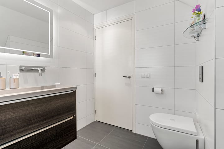 Foto 47 van Cortenaerstraat 8