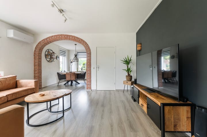 Foto 11 van Vogelenzangstraat 37