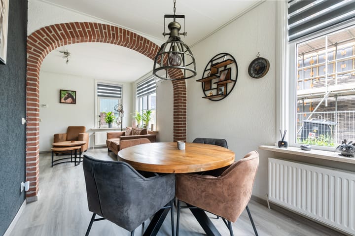 Foto 13 van Vogelenzangstraat 37