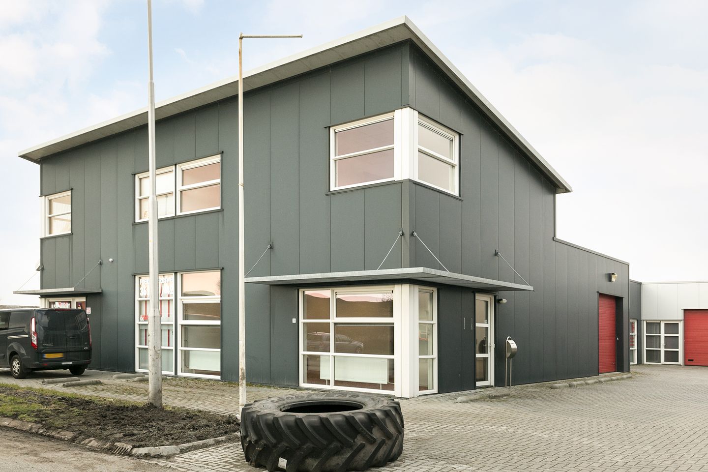 Bekijk foto 2 van Foeke Sjoerdswei 38