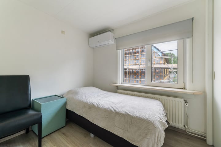 Foto 25 van Vogelenzangstraat 37