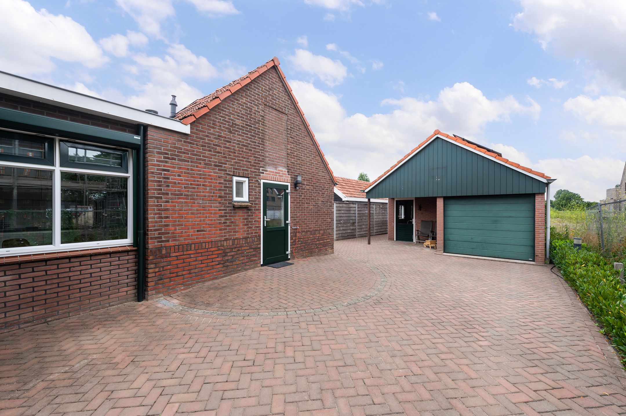 Photo 36 of Vogelenzangstraat 37