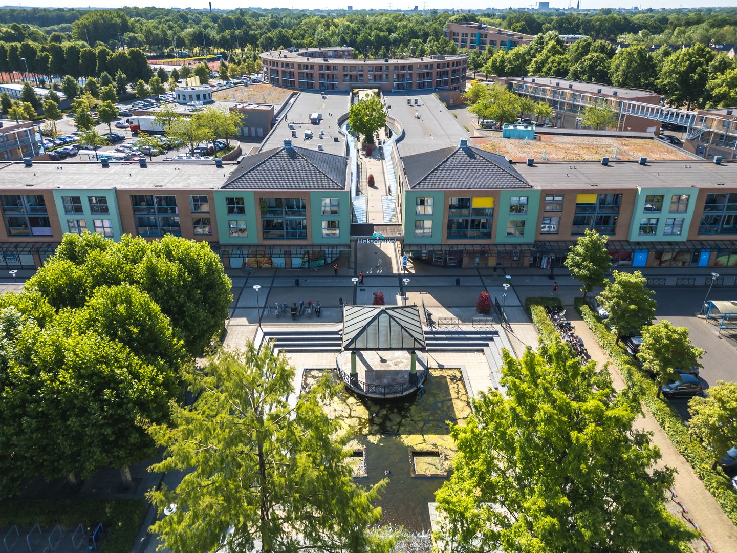 View photo 2 of Heksenwaag 17-19