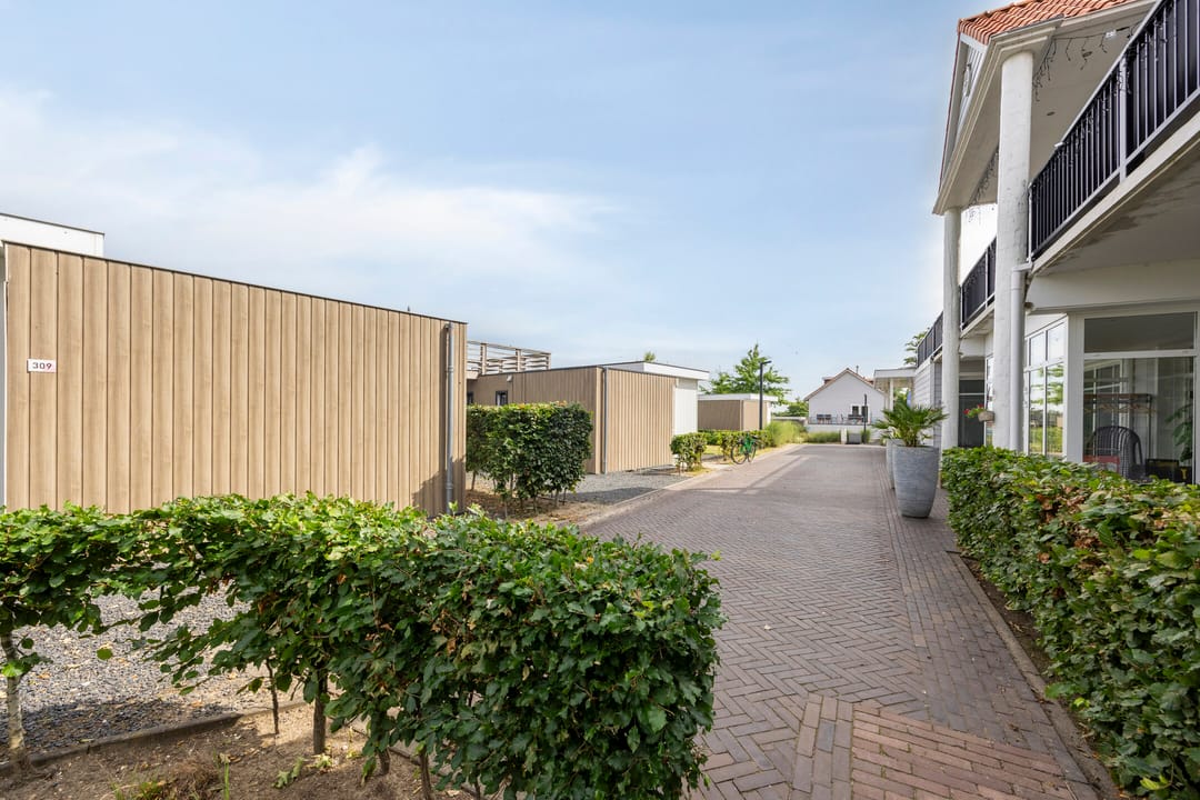 Photo 31 of Randmeerweg 8-309