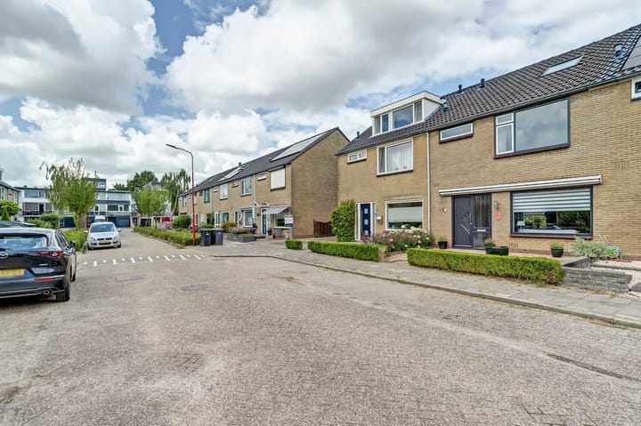 Foto 3 van Meidoornstraat 10