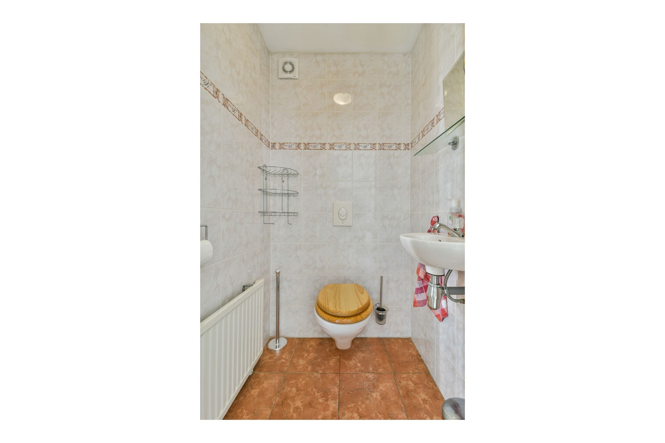 Foto 18 van Onegastraat 55