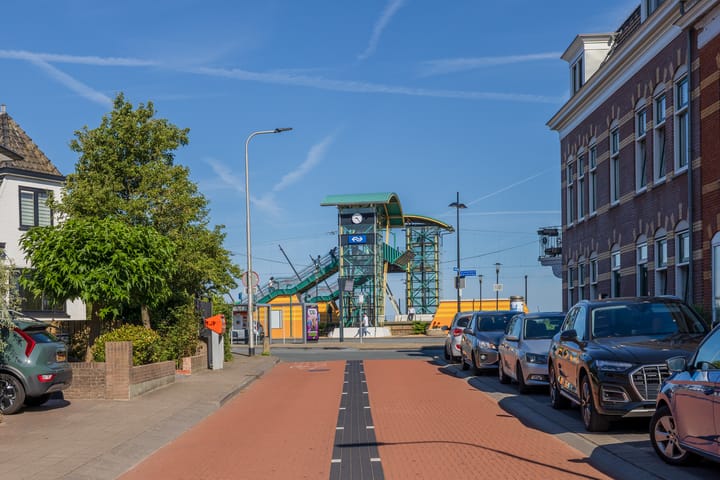 Foto 47 van Stationsweg 248