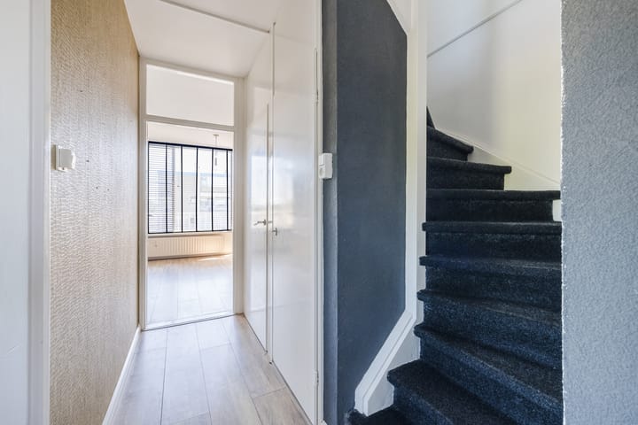 Foto 11 van Sperwerlaan 27