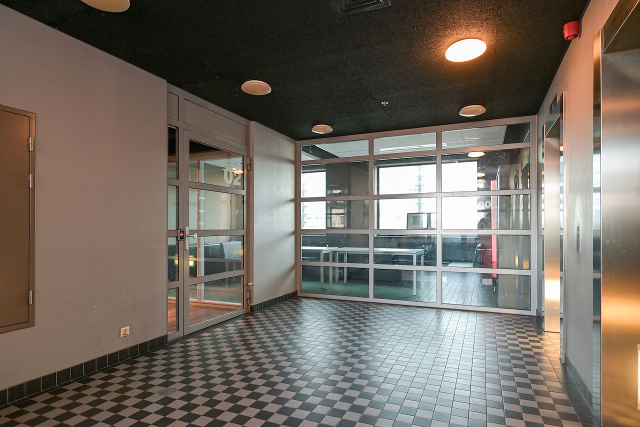 Bekijk foto 3 van Rijswijkseplein 777