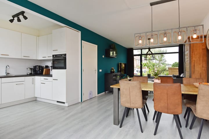 Foto 13 van Swemcoperlaan 15