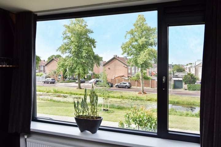 Foto 27 van Swemcoperlaan 15