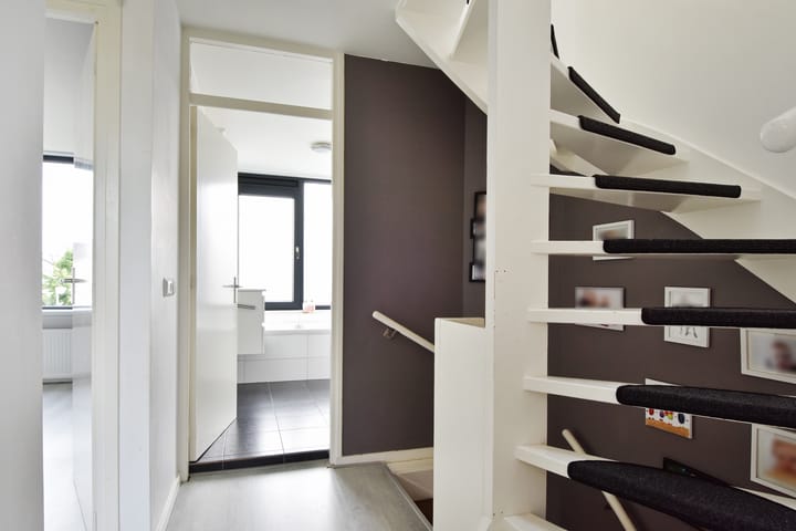 Foto 33 van Swemcoperlaan 15