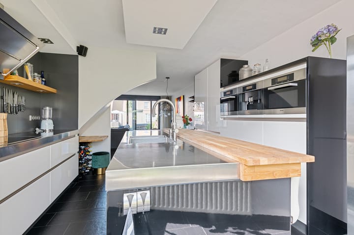 Foto 14 van Rosa Spierstraat 147