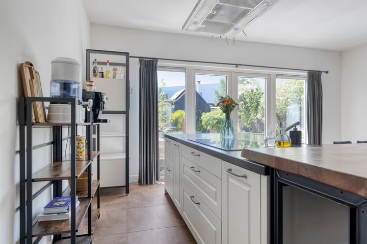 Foto 15 van Voorstad 97