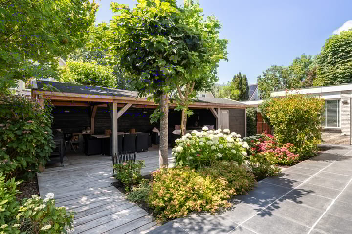 Photo 3 of Van der Valk Boumanlaan 96