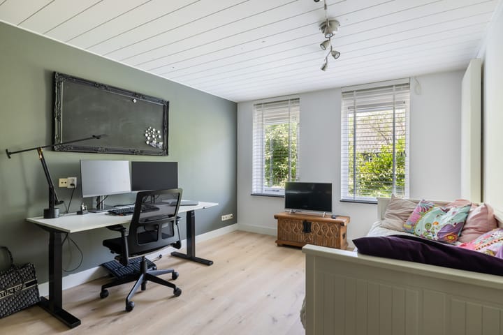 Photo 34 of Van der Valk Boumanlaan 96