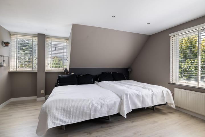 Photo 37 of Van der Valk Boumanlaan 96