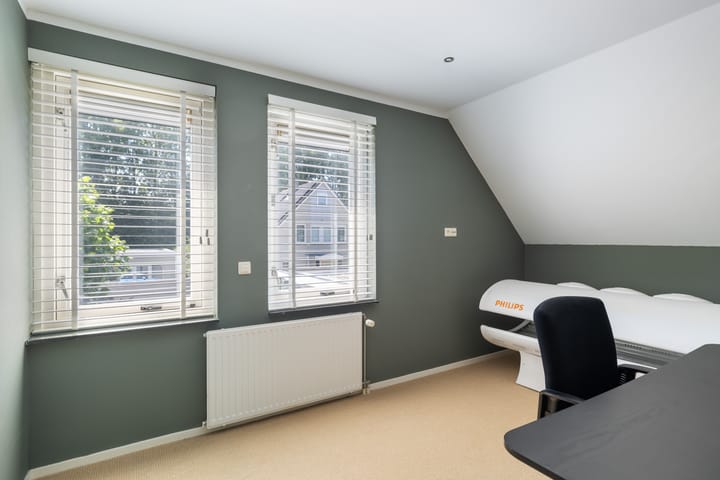 Photo 40 of Van der Valk Boumanlaan 96