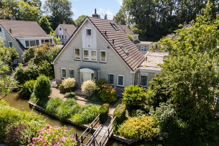 Photo 49 of Van der Valk Boumanlaan 96