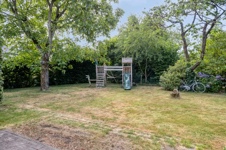 Foto 37 van Julianastraat 17