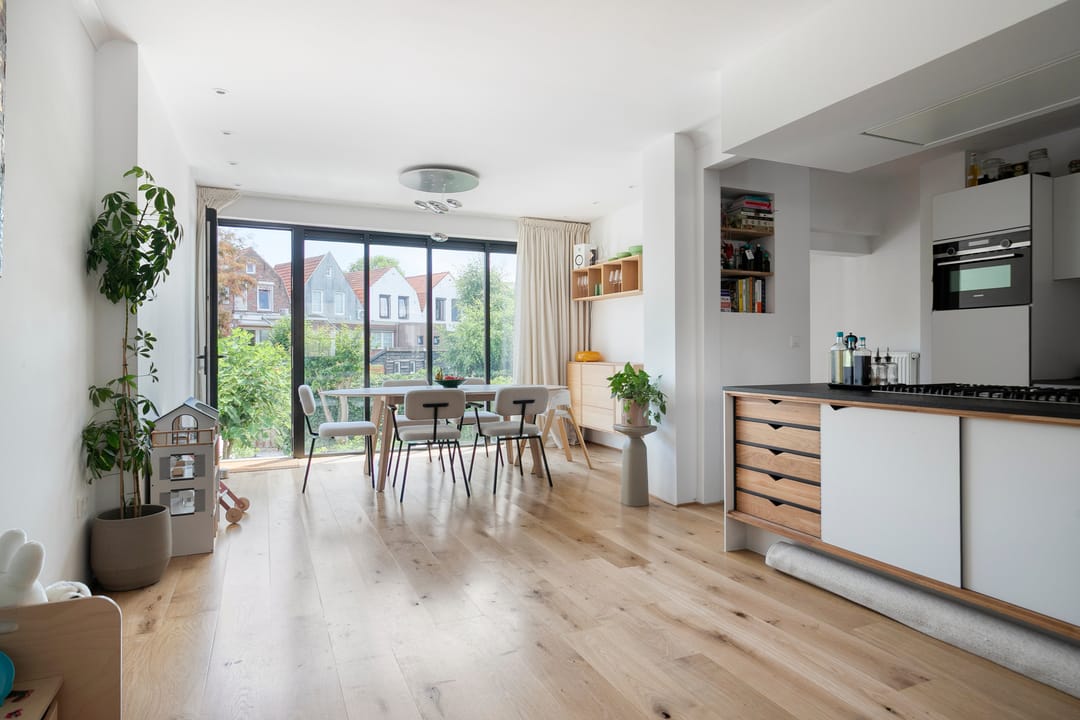 Photo 1 of Vestdijkstraat 19