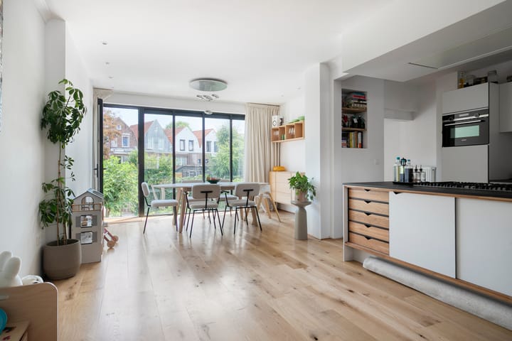 Foto 1 van Vestdijkstraat 19