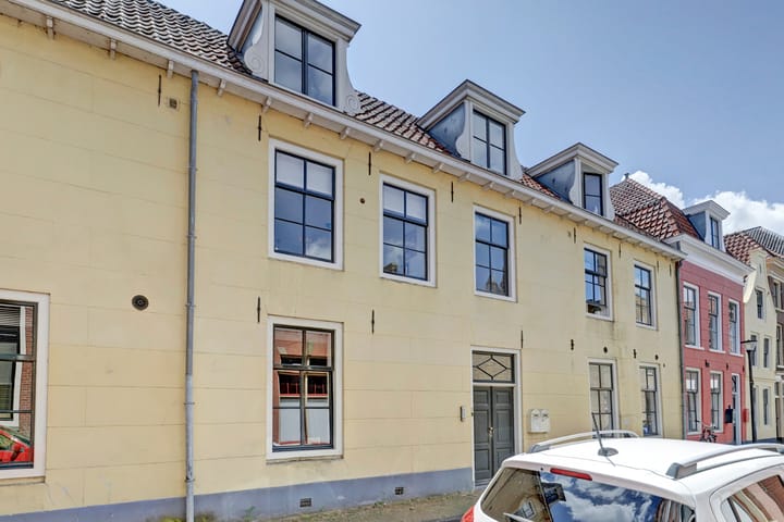 Photo 30 of Zusterstraat 3